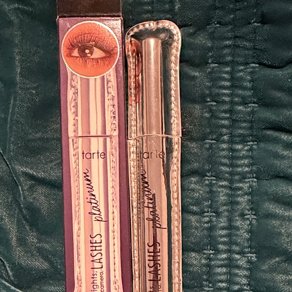 Tarte Mascara in Elegant Purple Packaging - Picture 5 of 6